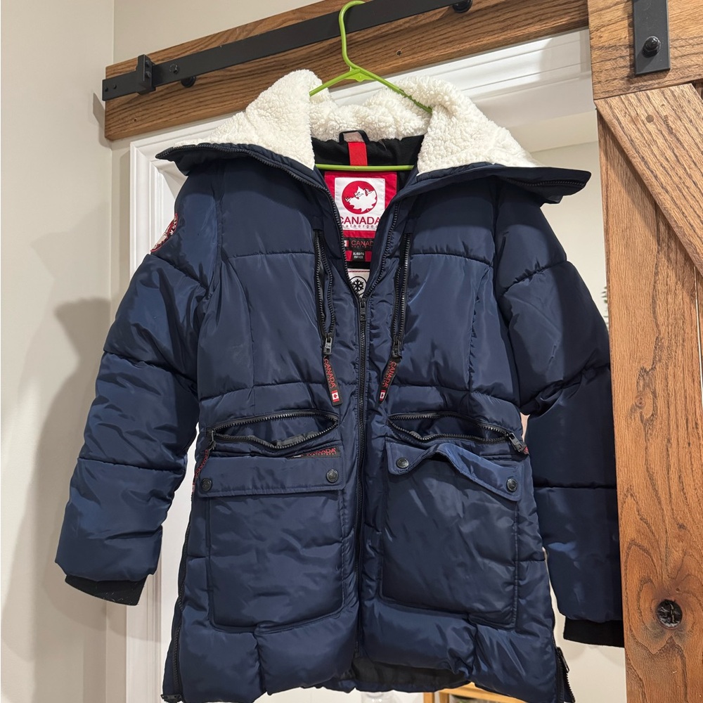 Canada Dark Blue Puffer Coat with White Lining